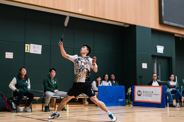 HKU Men's Badminton Team Remains Undefeated