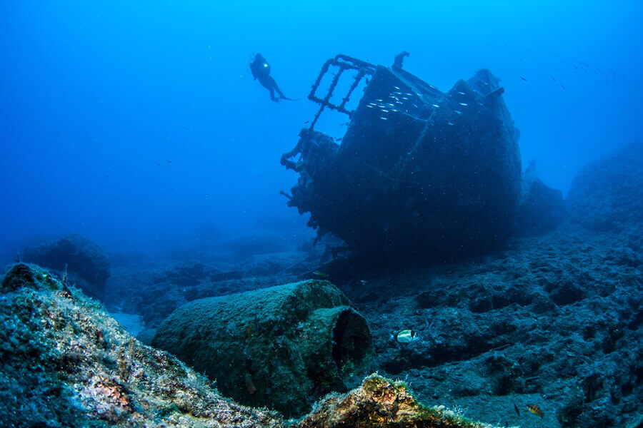 Diving photo